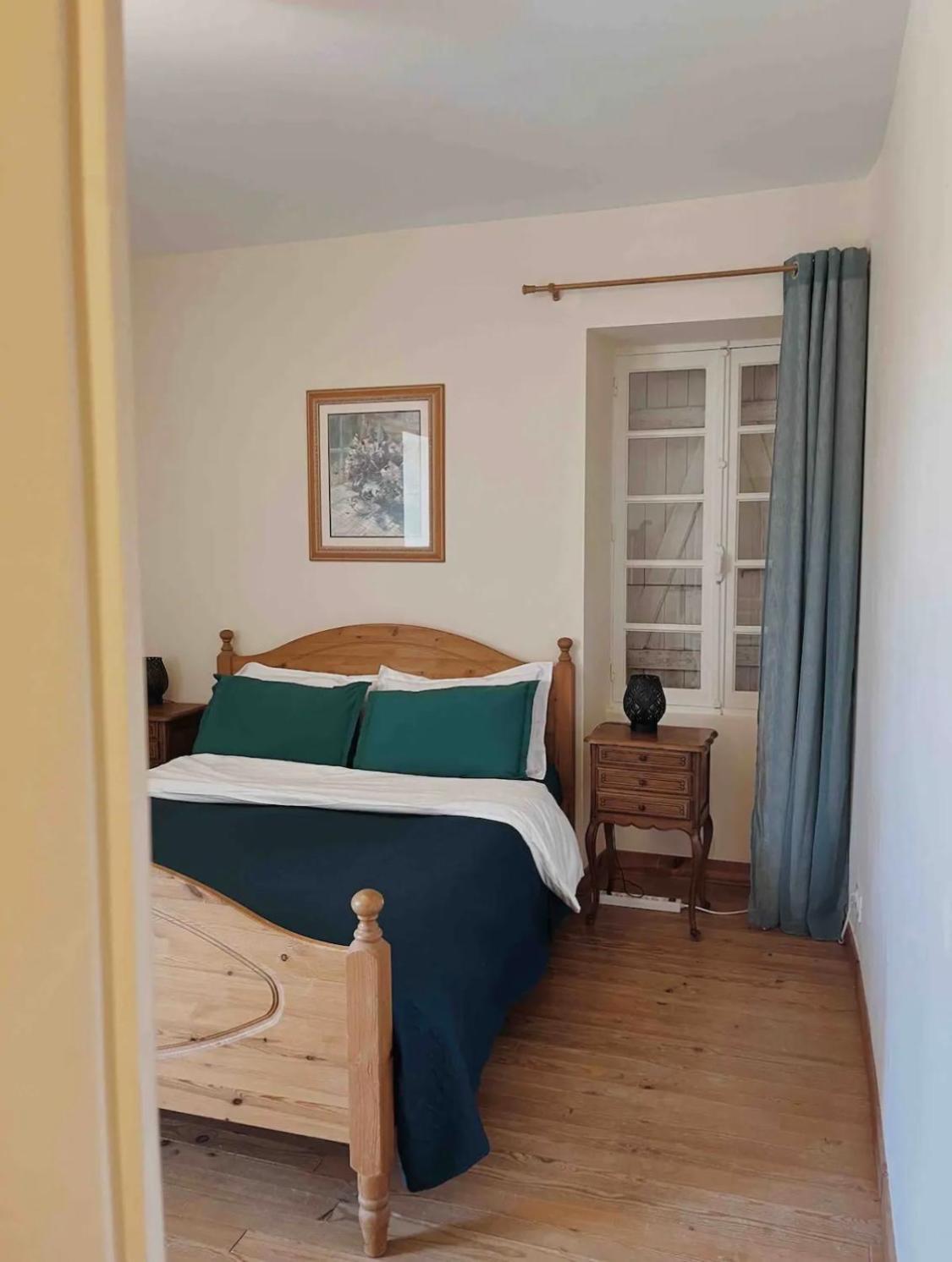 Joli Gite Pour 5 Personnes : Chez Cherrie Saint-Julien-de-Lampon Eksteriør bilde